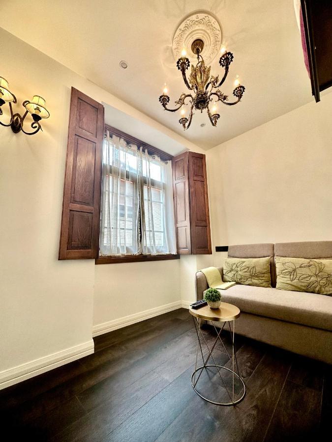 Claren'S Boutique Rooms Cangas De Narcea Exterior foto
